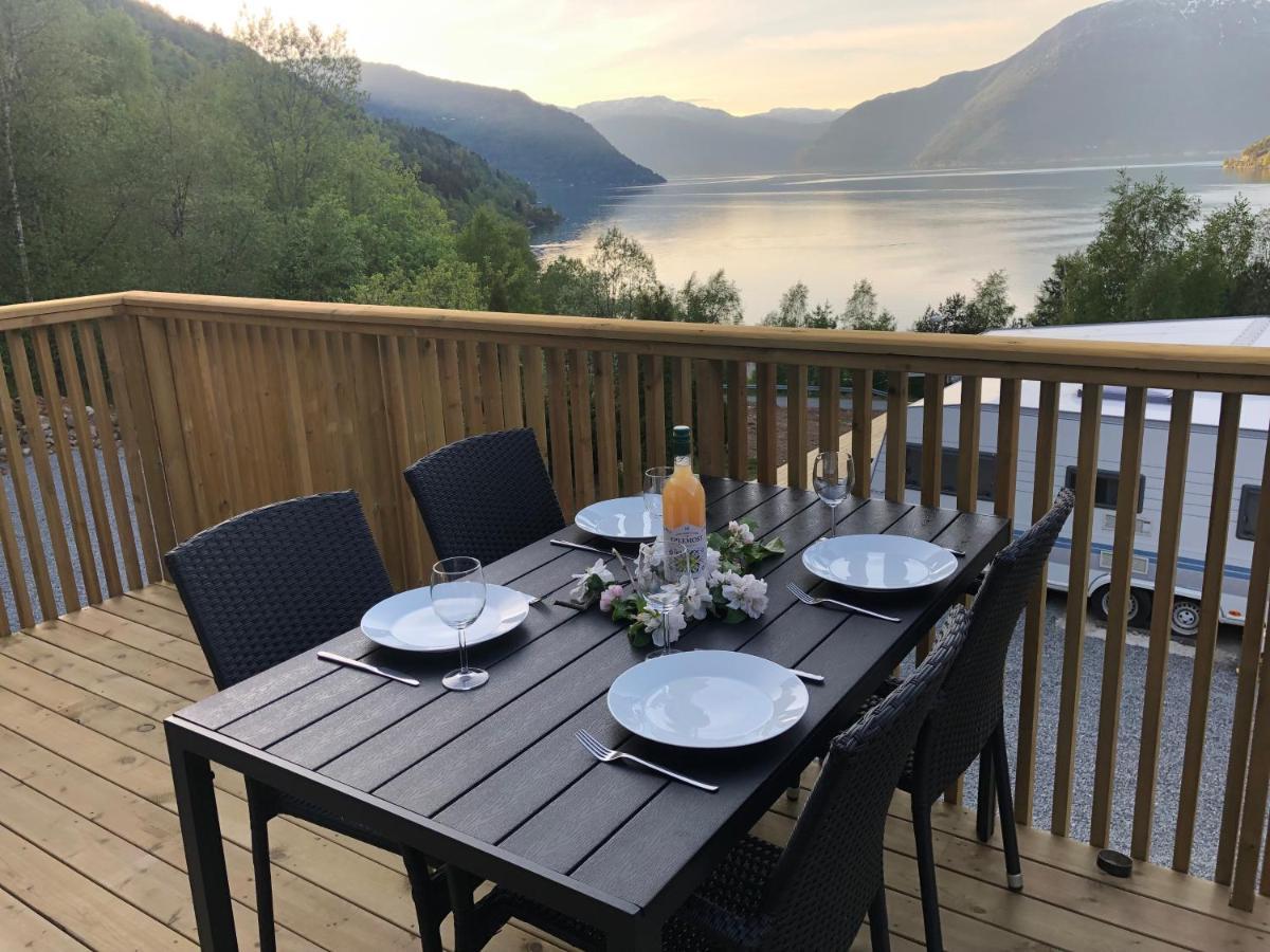 Hardangerpark AS Hotel Kinsarvik Bagian luar foto